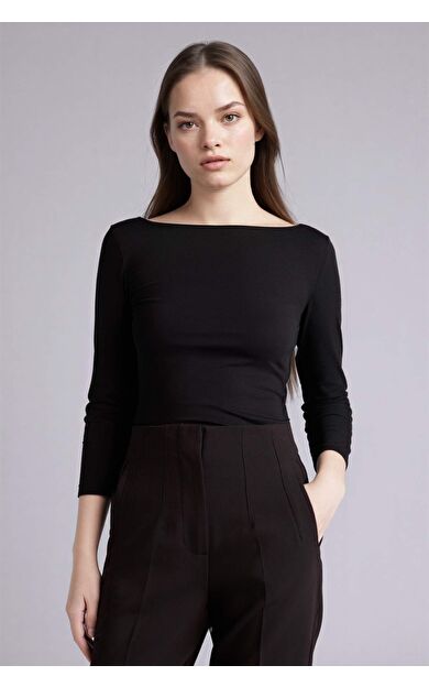 Slım Fıt Kayık Yaka Uzun Kollu Tişört