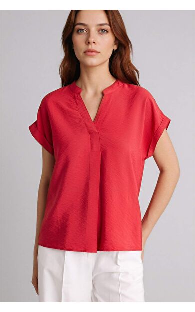 DeFacto Regular Fıt Bisiklet Yaka Kısa Kollu Bluz