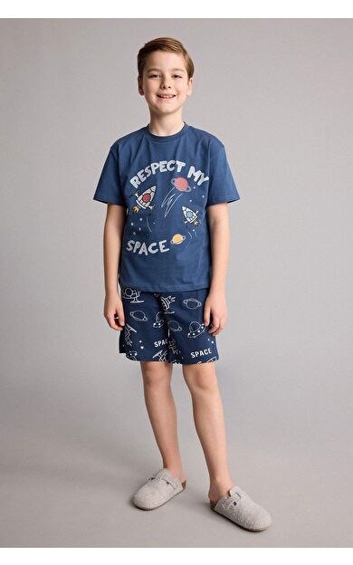 DeFacto Regular Fıt Baskılı Şort Tişört 2'li Pijama Takımı Erkek Çocuk