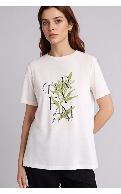 DeFacto Regular Fıt Bisiklet Yaka Çiçekli Kısa Kollu Tişört