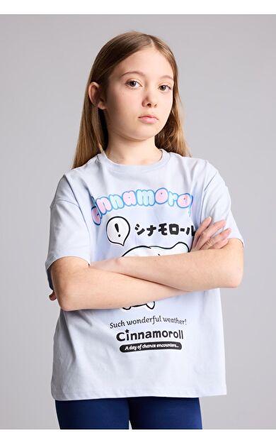 DeFacto Hello Kitty Relax Fıt Bisiklet Yaka Kısa Kollu Tişört Kız Çocuk