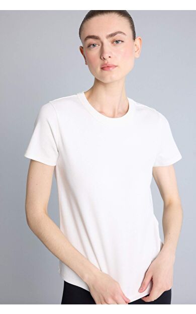 DeFacto Standart Fıt Bisiklet Yaka Sporcu Pamuklu Kısa Kollu Tişört