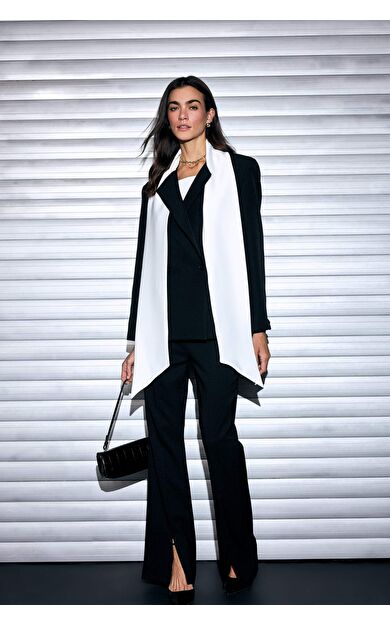 Yırtmaç Detaylı Pantolon