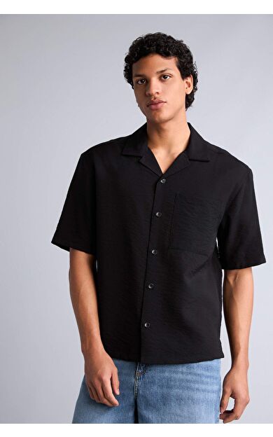 DeFacto Boxy Fıt Apaş Yaka Krinkıl Kumaş Kısa Kollu Gömlek