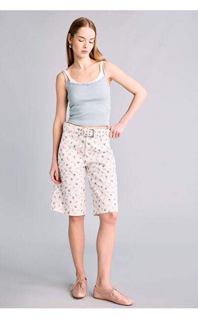 DeFacto Normal Bel Kısa Paça Gabardin Bermuda