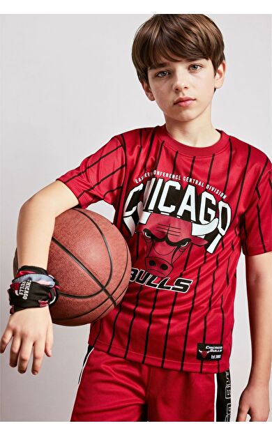 DeFacto NBA Chıcago Bulls New Regular Fıt Bisiklet Yaka Tül Kısa Kollu Tişört Erkek Çocuk