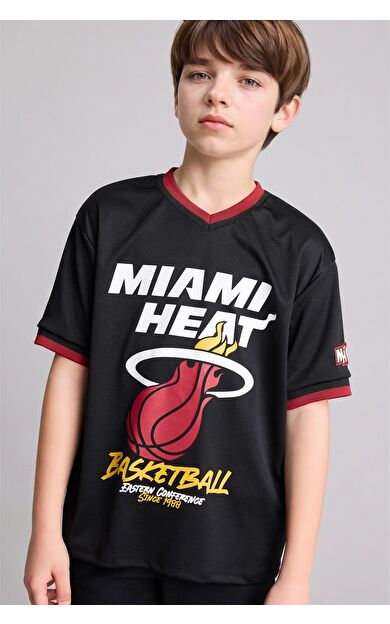 DeFacto NBA Mıamı Heat New Regular Fıt V Yaka Mesh Forma Kumaş Kısa Kollu Tişört Erkek Çocuk