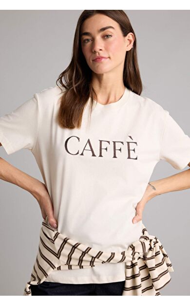 DeFacto Relax Fıt Bisiklet Yaka Nakış Baskı Slogan Baskılı Penye Kısa Kollu Tişört