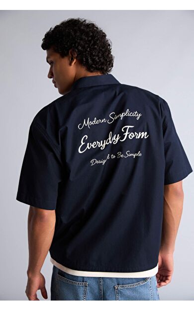 DeFacto Boxy Fıt Gömlek Yaka Baskılı Poplin Kısa Kollu Gömlek