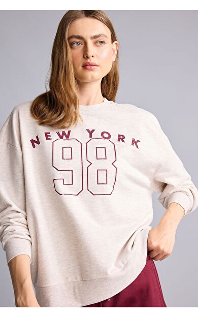 DeFacto Regular Fıt Bisiklet Yaka Uzun Kollu Sweatshirt Kumaşı Üst