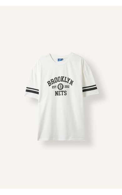 DeFacto %100 Pamuk NBA Brooklyn Nets Oversize Bisiklet Yaka Baskılı Kısa Kollu Şerit Detaylı Tişört