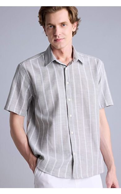 DeFacto Regular Fıt Polo Yaka Pamuklu Kısa Kollu Gömlek