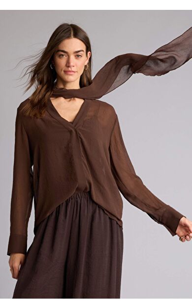 DeFacto Regular Fıt Şal Yaka Krinkıl Kumaş Uzun Kollu Bluz