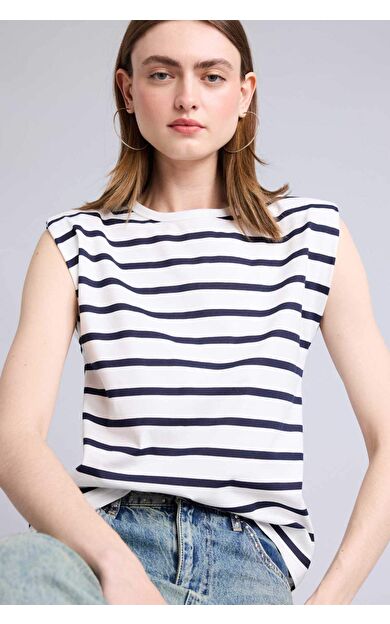 DeFacto Relax Fıt Bisiklet Yaka Slogan Baskılı Kısa Kollu Tişört