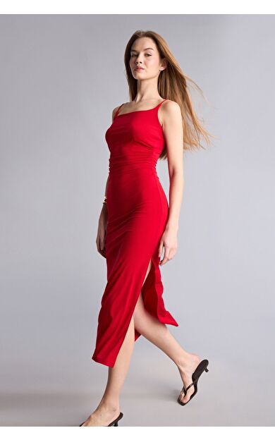 DeFacto Bodycon Vücudu Saran Kare Yaka Askılı Maxi Elbise
