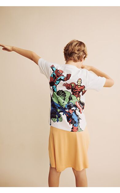 DeFacto Marvel Comıcs New Regular Fıt Bisiklet Yaka Kısa Kollu Tişört Erkek Çocuk