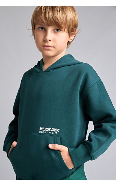 DeFacto Regular Fit Kapüşonlu Baskılı Kanguru Cepli Kalın Kumaş Sweatshirt Erkek Çocuk Yeşil