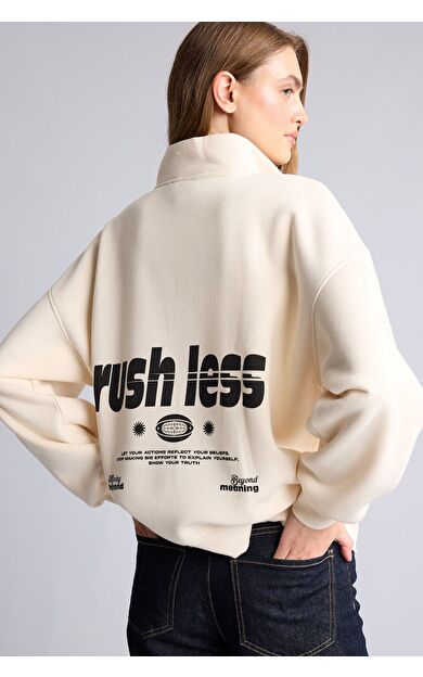 DeFacto Oversıze Yarım Fermuarlı Sırt Baskılı Kalın Kumaş Sweatshirt