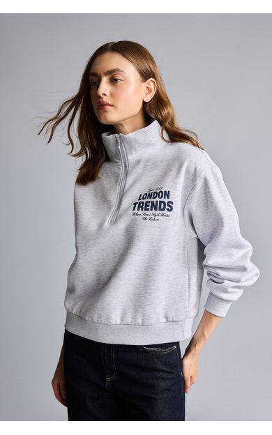 DeFacto Regular Fıt Yarım Fermuarlı Baskılı Kalın Sweatshirt Kumaşı Sweatshirt