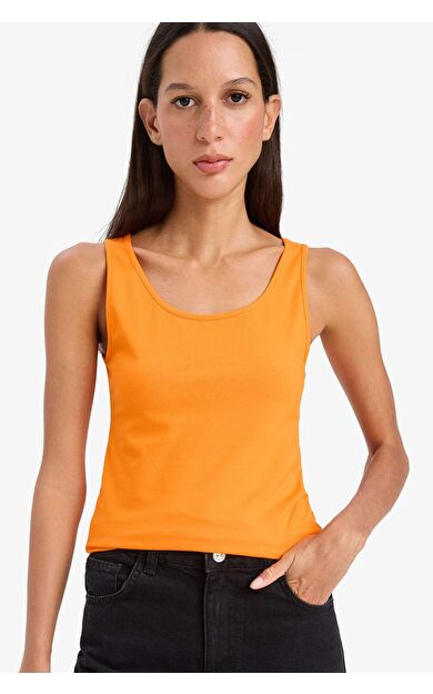 DeFacto Slim Fit Dar Kesim Basic Düz Yuvarlak Yaka Atlet I1059AZ25SMOG315