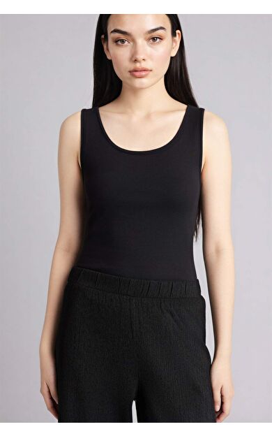 DeFacto Slim Fit Basic Yuvarlak Yaka Atlet