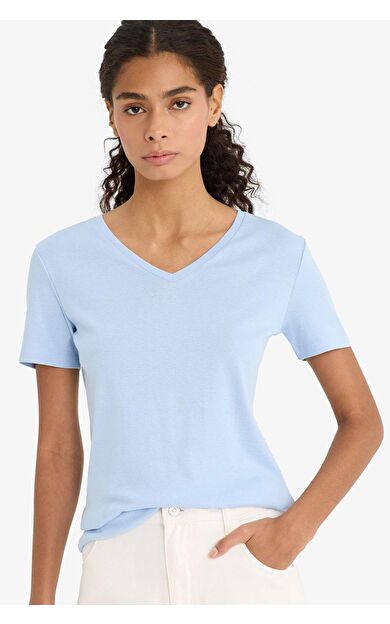 DeFacto Slim Fit Dar Kesim V Yaka Basic Düz Ribana Kısa Kollu Tişört I1080AZ25AUBE196