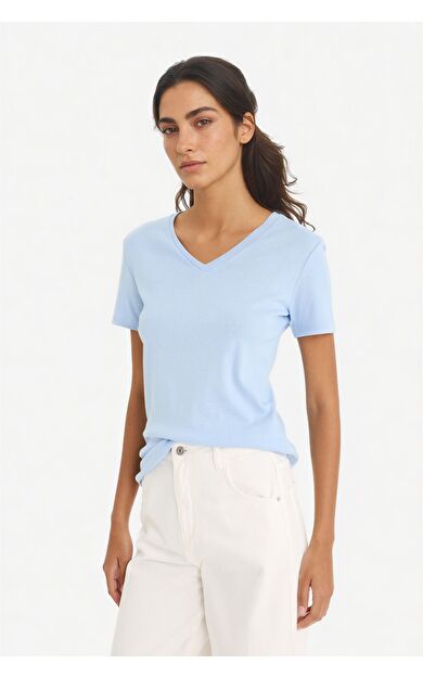 DeFacto Slim Fit Dar Kesim V Yaka Basic Düz Ribana Kısa Kollu Tişört I1080AZ25AUBE196
