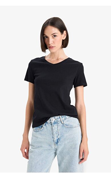 DeFacto Slim Fit Dar Kesim V Yaka Basic Düz Ribana Kısa Kollu Siyah Tişört