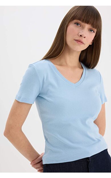 DeFacto Slim Fit Dar Kesim V Yaka Basic Düz Casual Ribana Kısa Kollu Tişört I1080AZ25SPBE196