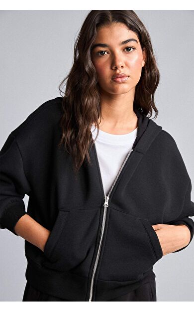 DeFacto Regular Fıt Kapüşonlu Fermuarlı Siyah Sweatshirt