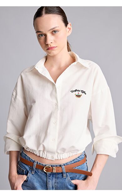 DeFacto Oversize Crop Lastikli Etek Göğüs İşlemeli Gömlek