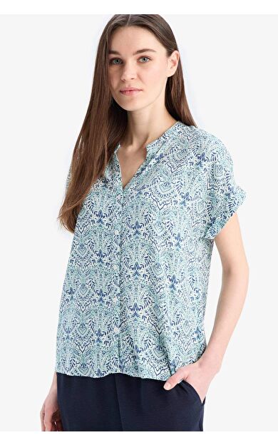 DeFacto Regular Fit Apaş Yaka Desenli Kısa Kollu Gömlek I6173AZ25SMER99