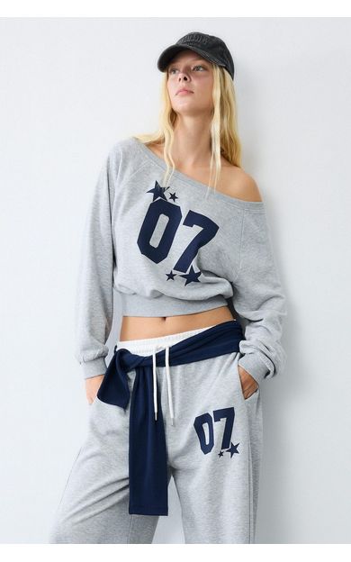 DeFacto Oversize Kayık Yaka Baskılı Kalın Crop Sweatshirt