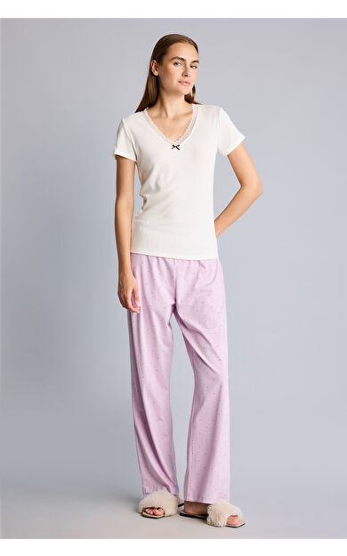 DeFacto Regular Fit V Yaka Kısa Kollu Dantel Detaylı Üst Esnek Belli Alt Ribana Pijama Takımı