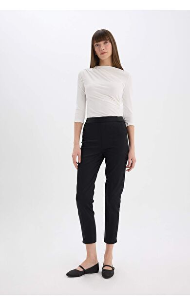 Sigaret Normal Bel Düz Paça Saten Pantolon