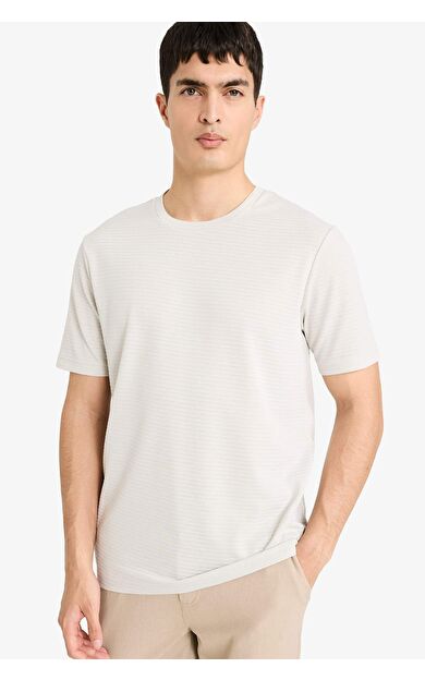 Slım Fıt Bisiklet Yaka Kısa Kollu Tişört