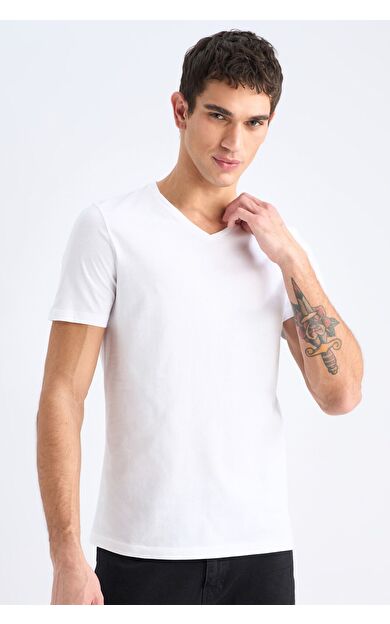 DeFacto Slim Fit Dar Kesim V Yaka Basic Düz Kısa Kollu Tişört M7668AZ25SPWT34