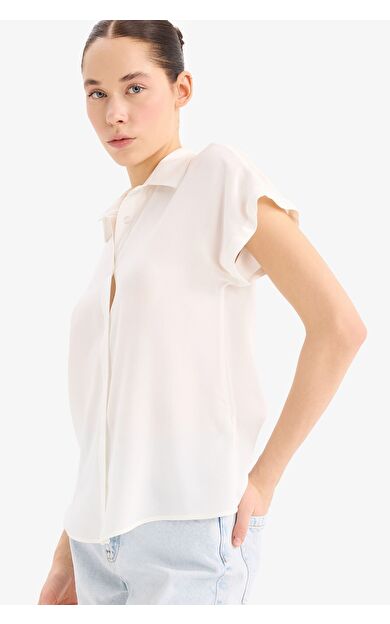 DeFacto Regular Fit Basic Düz Viskon Kısa Kollu Gömlek N7819AZ25SPWT32