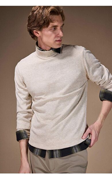 DeFacto Slim Fit Dar Kesim Balıkçı Yaka Triko Kazak R1127AZ25WNBG300