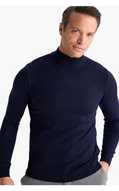 Slim Fit Dar Kesim Balıkçı Yaka Basic Düz Triko Kazak R1127AZ25WNNV207