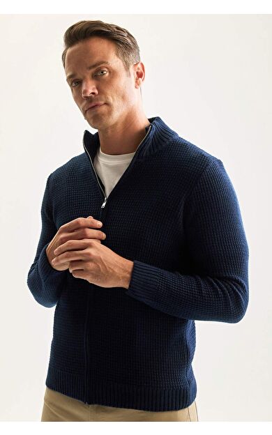DeFacto Erkek Lacivert Standart Fit Normal Kesim Yarım Balıkçı Yaka Fermuarlı Waffle Hırka