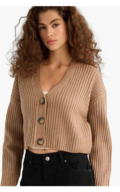 Regular Fit V Yaka Düğmeli Triko Hırka R1389AZ25WNBG646