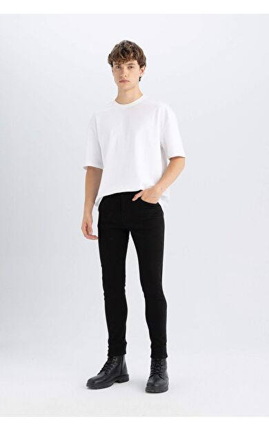 Super Skinny Fit En Dar Kalıp Normal Bel Ekstra Dar Paça Jean Pantolon