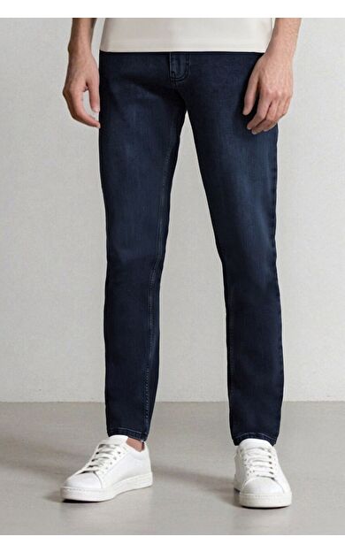 DeFacto Pedro Slim Fit Dar Kalıp Normal Bel Dar Paça Jean Pantolon R8791AZ23AUNM83