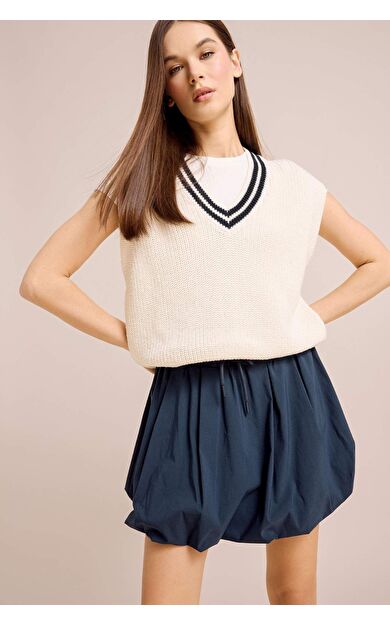 Regular Fit V Yaka Triko Süveter