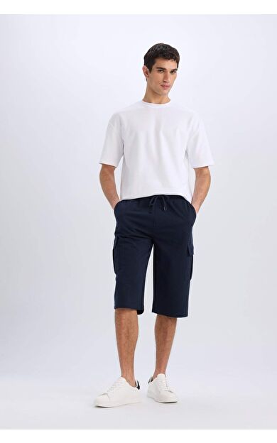 DeFacto Slim Fit Dar Kesim Kargo Cepli Basic Düz Kapri Şort T4693AZ25SMNV64
