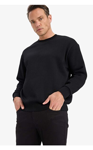 DeFacto Relax Fit Bisiklet Yaka Kalın İçi Yumuşak Tüylü Basic Düz Sweatshirt T5139AZ25AUBK81