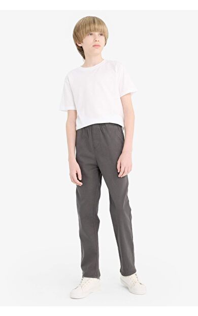 DeFacto Erkek Çocuk Okula Dönüş Regular Fit Düz Paça Gabardin Pantolon T8850A625AUAR213