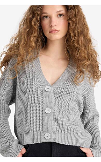 DeFacto Regular Fit V Yaka Düğmeli Triko Hırka U2052AZ25WNGR76