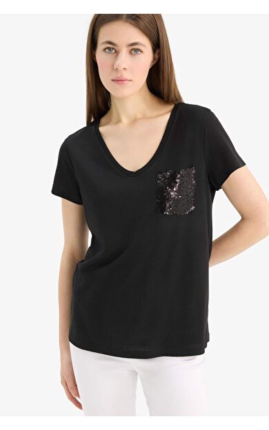 DeFacto Regular Fit V Yaka Payetli Kısa Kollu Tişört